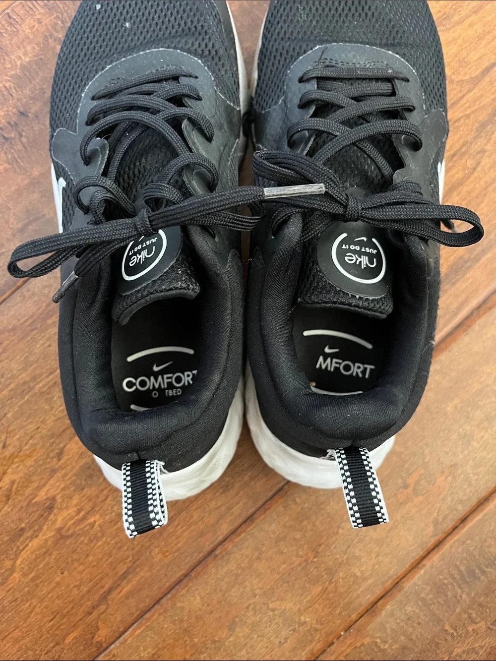 Nike Women’s Black & White Running Sneakers
